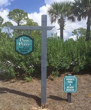 4th image of 207 Park Point Cir