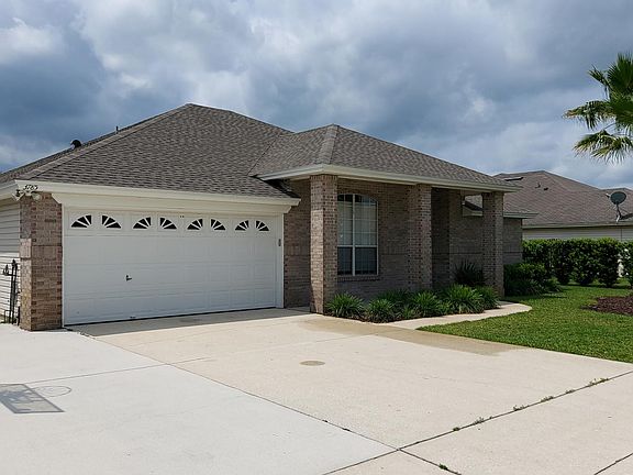 2nd image of 3785 Blackthorn Ct