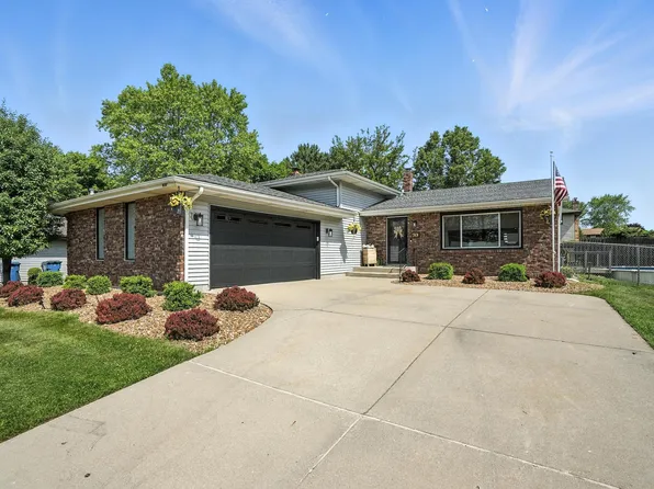 430 York Rd, Schererville, IN 46375