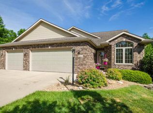 3971 Roberts Rdg NE, Iowa City, IA 52240