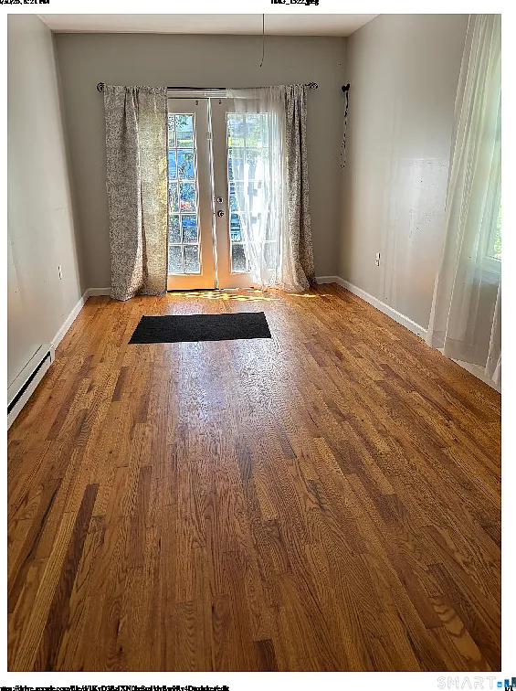 6 bed, 2.5 bath, 2532 sqft, $1,850 — Photo 1