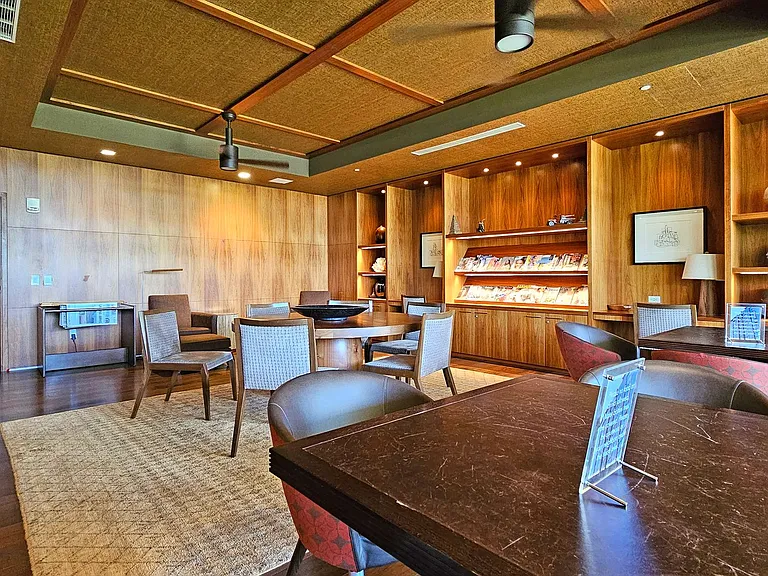 1555 Kapiolani Blvd #802 — Photo 28