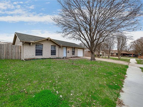 3rd image of 521 Starling Dr