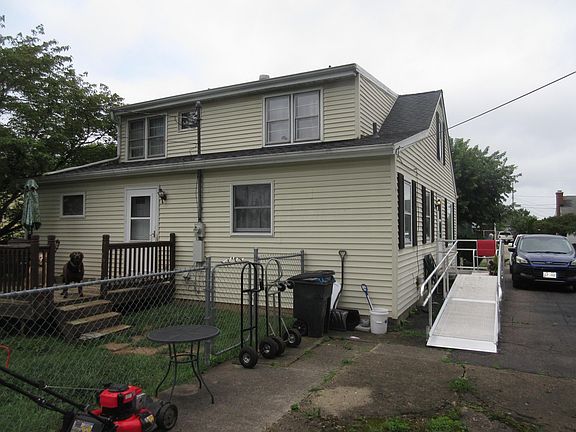 2nd image of 187 Bachmann Ave