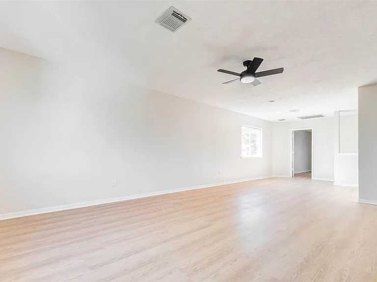 5318 Cilantro Ln — Photo 34