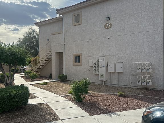 2nd image of 855 N Stephanie St #1-2511-1