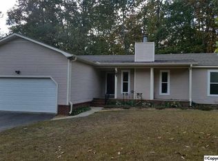5112 Shirley St, Guntersville, AL 35976