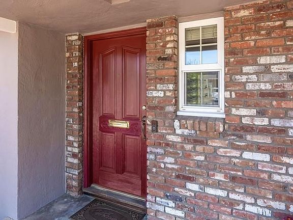 3rd image of 15968 Cherry Blossom Ln