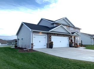 2165 Rowling Rd, De Pere, WI 54115
