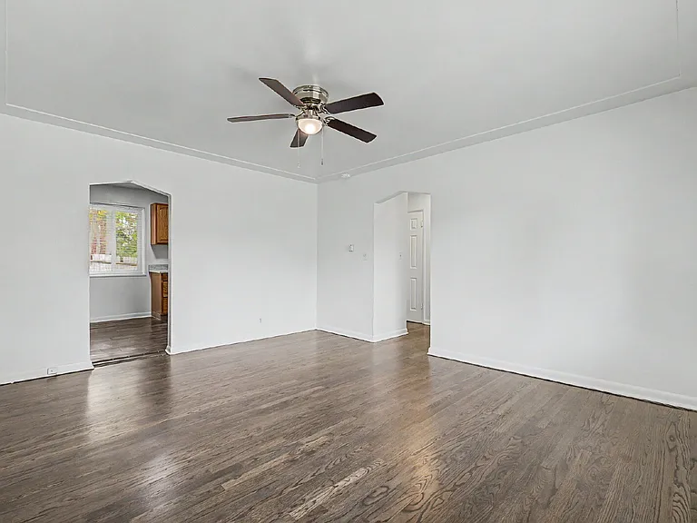 1764 Chester St — Photo 12