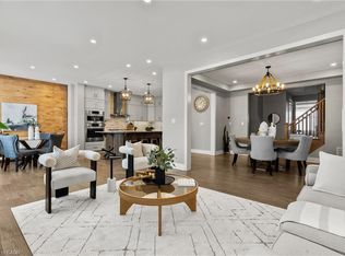 136 Hatt Ct, Milton, ON L9E 1G7