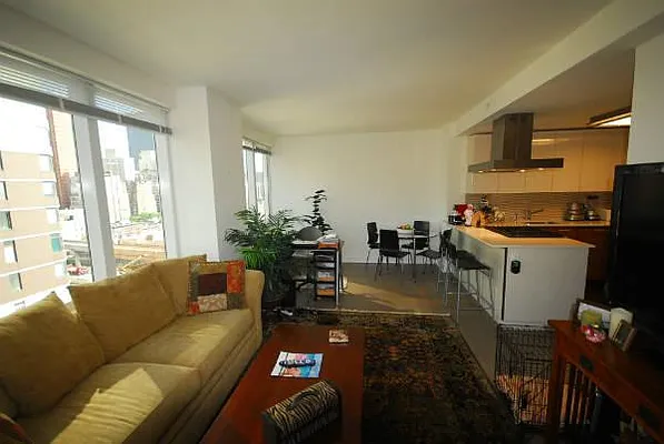 Rented by Level Group | media 30