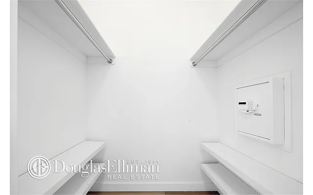 Rented by Douglas Elliman | media 29