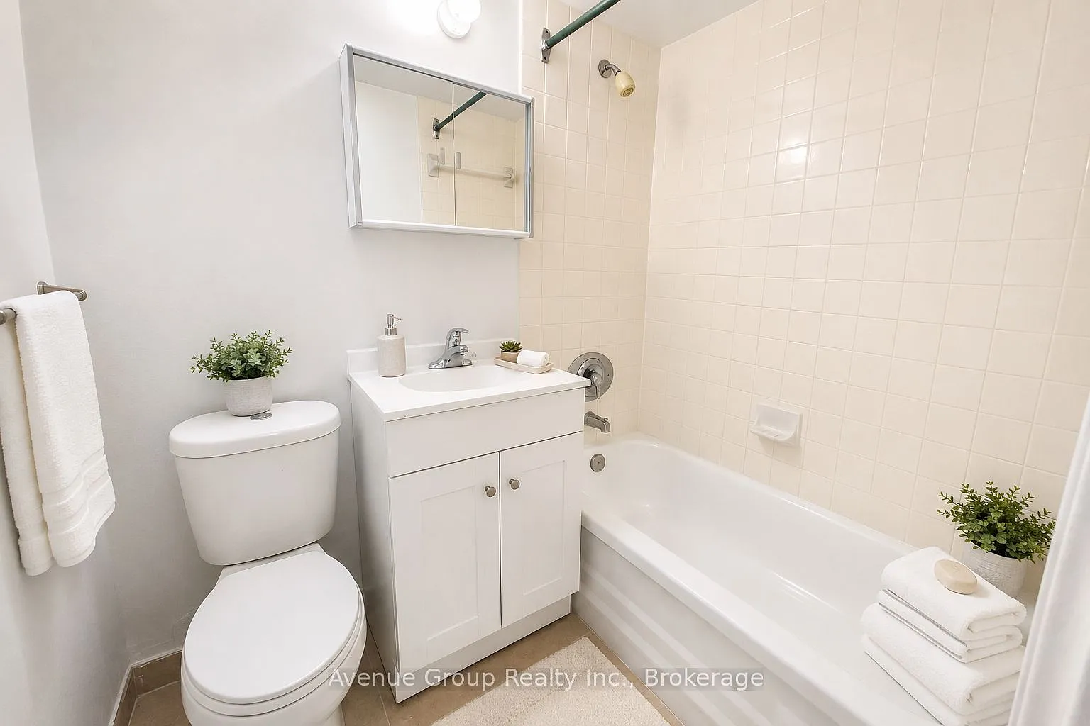 Studio, $1,750 — Photo 3