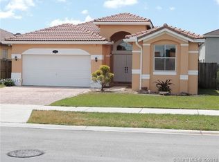 1050 SW 144th Ave, Miami, FL 33184