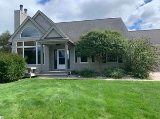1196 Quaker Valley Dr, Traverse City, MI 49686