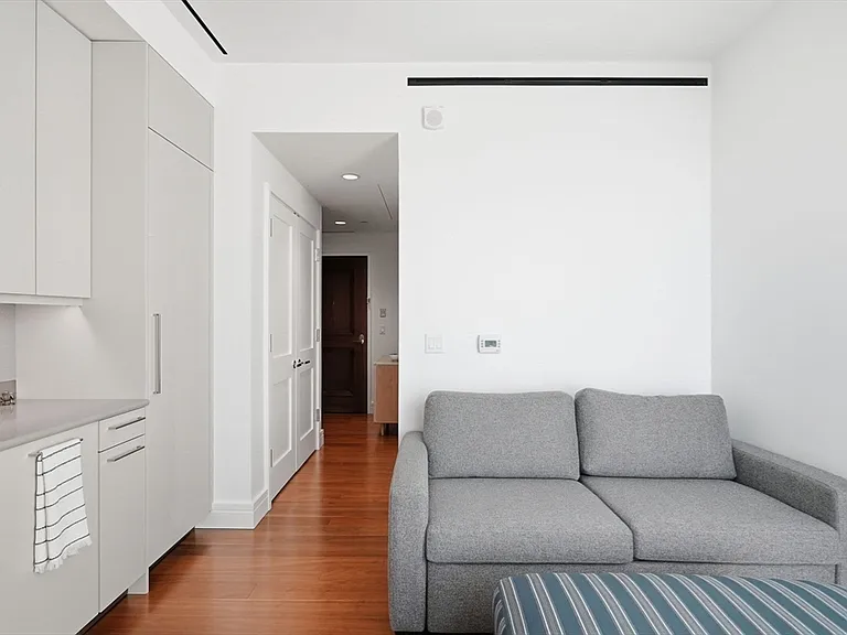 1 Dalton St #2412 — Photo 11