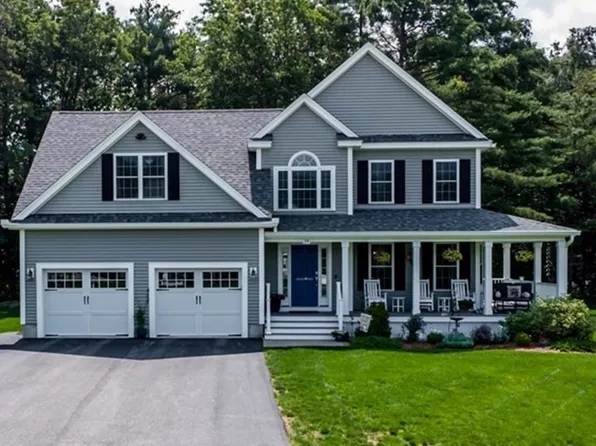 34 Bacon St, Pepperell, MA 01463