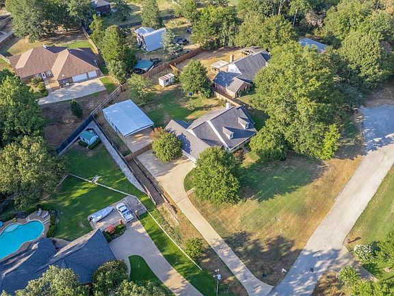 5th image of 13425 Vicki Lynn Ln