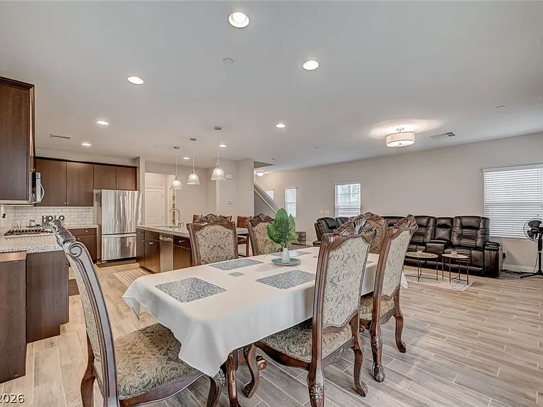 277 Persistence Ct — Photo 3