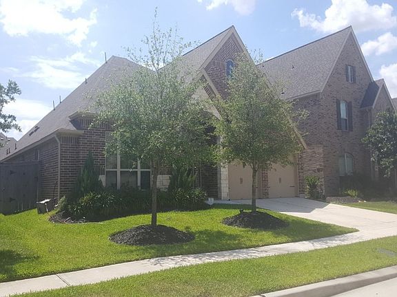 3rd image of 9215 Lakeshores Lagoon Ln