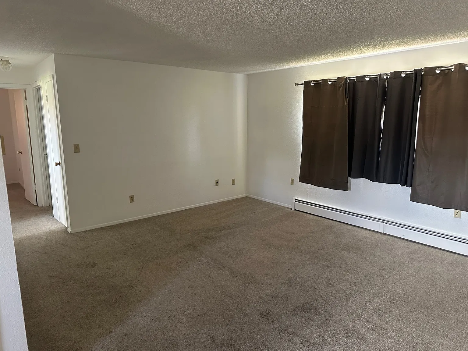 2 bed, 850 sqft, $1,500 — Photo 3