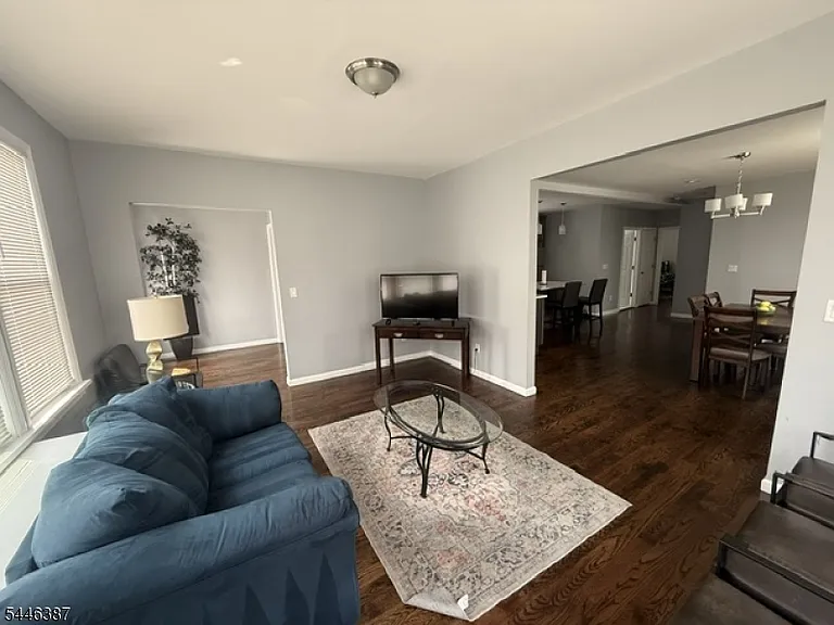 208 Laurel Ave — Photo 20