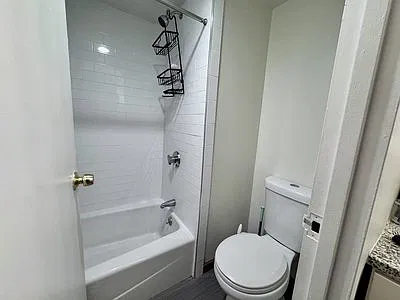 Studio, 9999 sqft, $2,000 — Photo 4