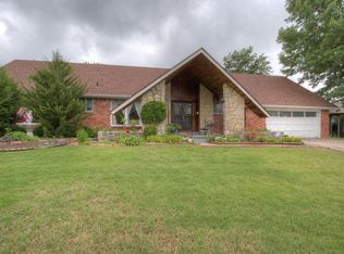 6826 E 59th St S, Tulsa, OK 74145