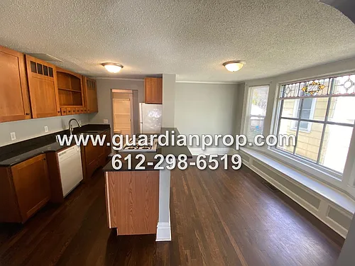 1783 Dayton Ave Photo 1