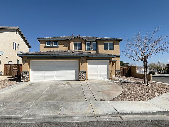 3rd image of 14266 Dry Creek St