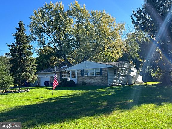 4th image of 59 Bunker Hill Rd
