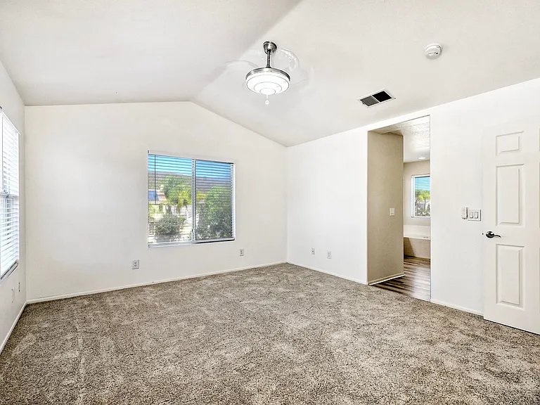 504 Peach Way #1 — Photo 24