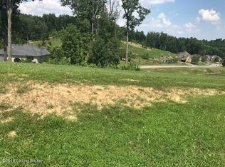 7934 Wooded Ridge Dr, Louisville, KY 40214