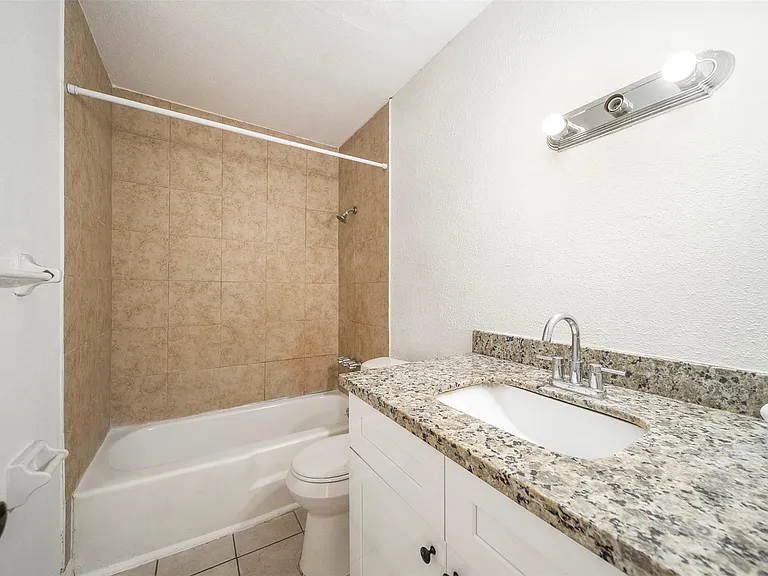 6201 Ranchester Dr #36 — Photo 16