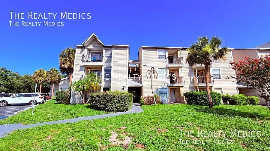 Charming 1 BR / 1 BA in Orlando! — Photo 2