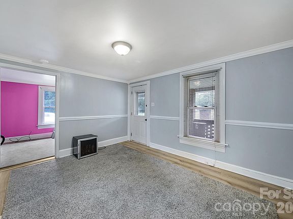3rd image of 115 Lippard St