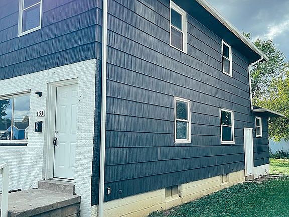 2nd image of 453 S Napoleon Ave #453