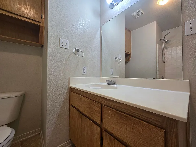 2802 Lucille Dr #A — Photo 13