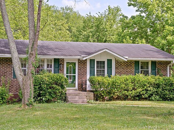 2nd image of 107 Mountainwood Dr