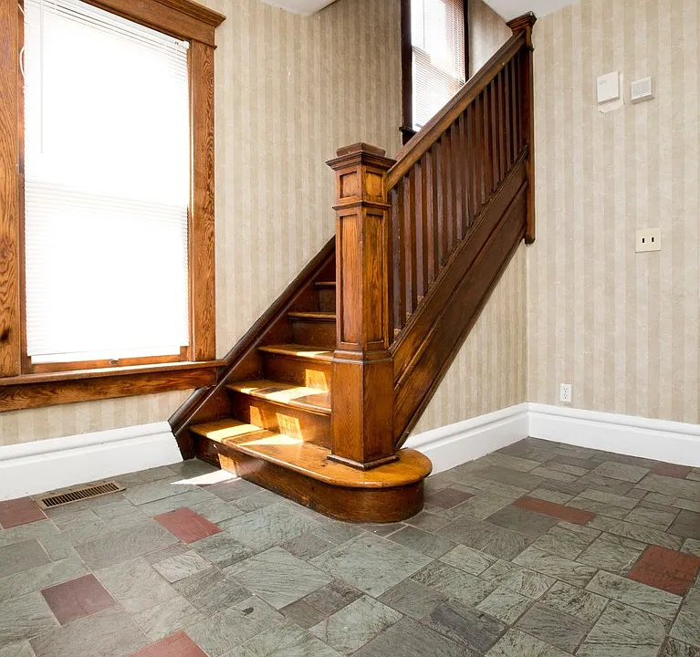 66 E Northwood Ave