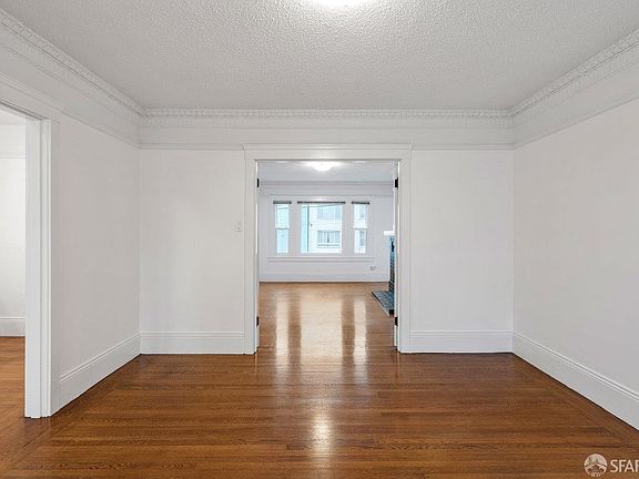 5th image of 4431 Cabrillo St
