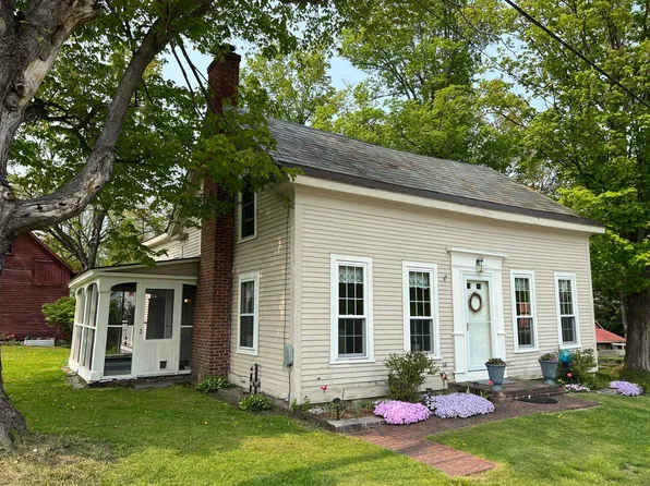 148 Mount Tabor Avenue, Danby, VT 05739