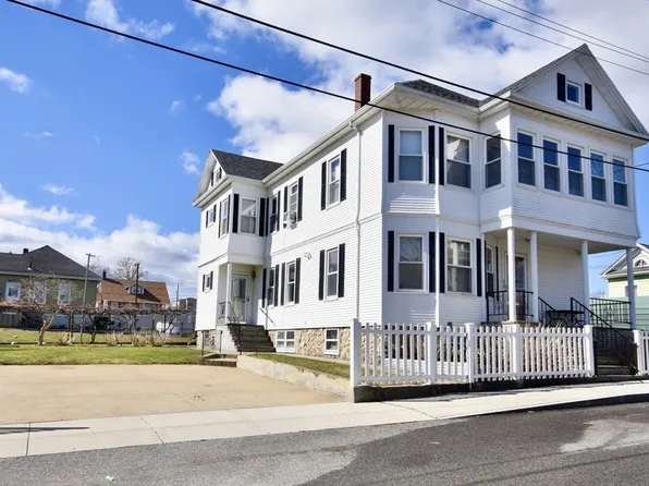 17 Norwell St, Dartmouth, MA 02748