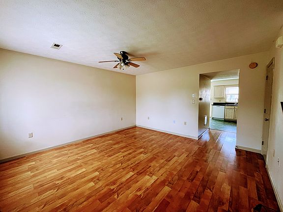 2nd image of 225 3rd St