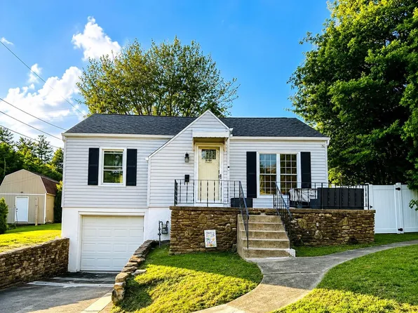 104 Cardinal Pl, Fairmont, WV 26554