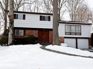 52 Grant St, New Rochelle, NY 10801