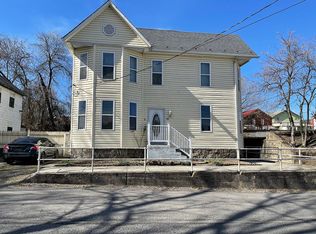 15 Blocker St, Ridgeley, WV 26753