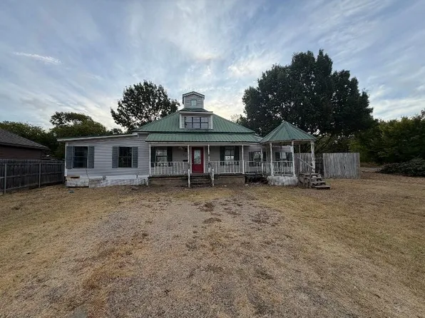 202 Kimbell St, Mesquite, TX 75149