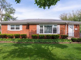 571 S Grace St, Lombard, IL